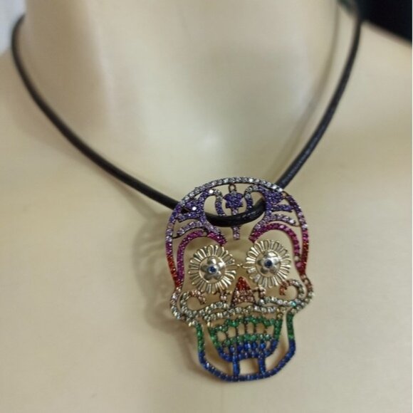 Sterling Jewelry - Vintage Sterling Silver Crystals Skull Rope Necklace